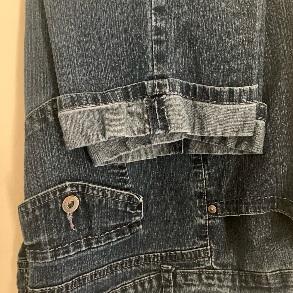 BandolinoBlu Stylish Blue Denim Capri Jeans Size 12 5-Pocket